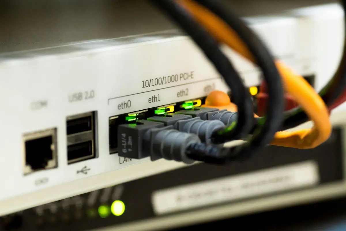 Vulnerabilidades en Routers Domésticos: Lo que cambió en 2026 | Trivium Hub